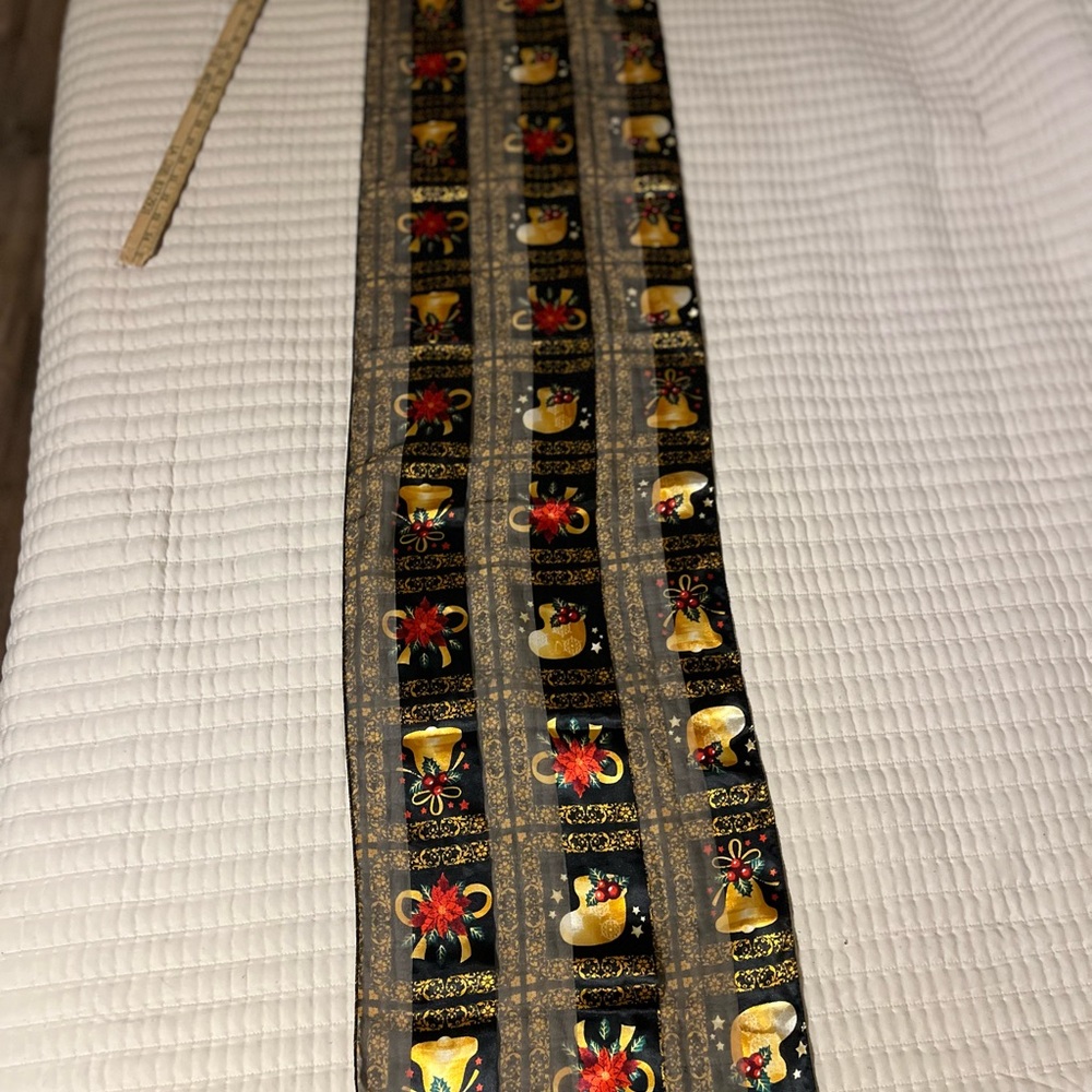 Festive Gold and Black Christmas‎ scarf